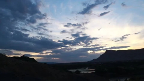 Timelapse Sunset Looking at Mt. Garfield 스톡 동영상 137123444
