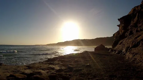 Timelapse Sunset Over Beach Waves Coming In Vídeos de archivo 24724980