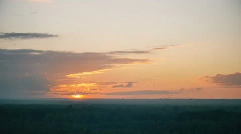 Timelapse of sunset over the forest 스톡 동영상 67808235