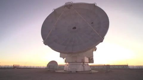 Timelapse, sunset over a huge satellite antenna 스톡 동영상 53259716