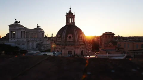 Timelapse of sunset over the Imperial Forums of Rome Stock Footage 148835483