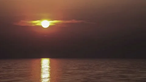Timelapse sunset over sea 스톡 동영상 154448356