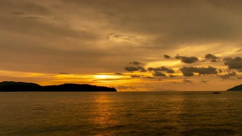 Timelapse of sunset over the sea Stock Footage 340999722