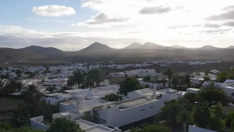 Timelapse Sunset Over Volcanic Landscape and Village Lanzarote 스톡 동영상 331649595