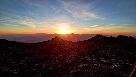 Timelapse sunset on Sicily landscape of volcanic rock in Etna Park Vídeos de archivo 148412751