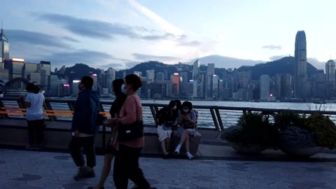 Timelapse of Sunset in Tsim Sha Tsui water front; 動画素材 142335971