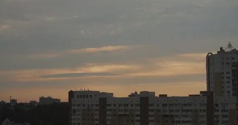 Timelapse of sunset. View from the window of living house. High resolution Видео 114757008