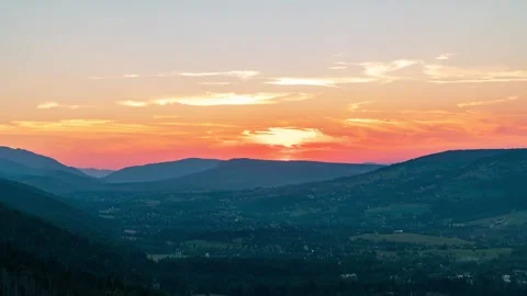 Timelapse of Tatra Mountains Sunset Over Zakopane Village Video stock 280441797