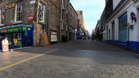 Timelapse through Edinburgh city centre Vídeos de archivo 101488937