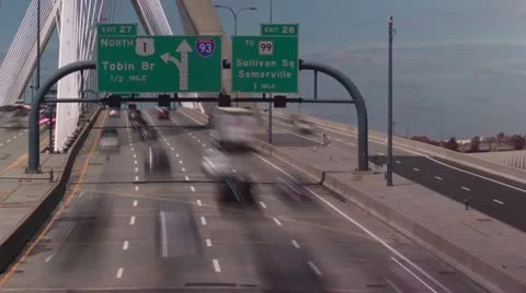 Timelapse traffic on Bunker Hill Bridge, Boston - Tight Shot Video stock 11818208