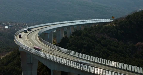 Timelapse of traffic on highway bridge Video stock 112123231