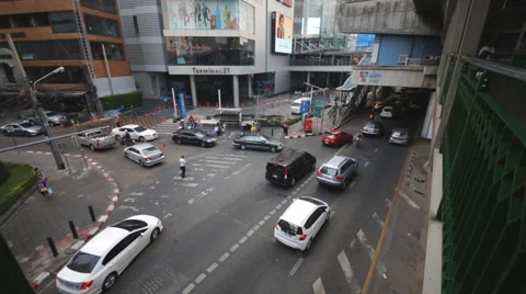 Timelapse traffic shopping mall Stock Footage 65380232