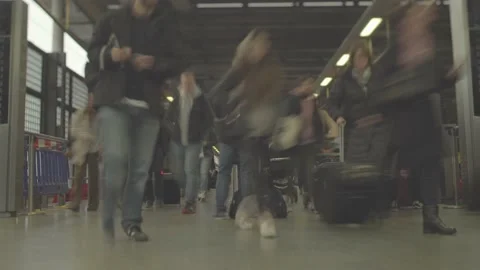 Timelapse of a train platform with people leaving the train Stock Footage 146455145