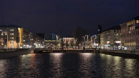 Timelapse of trams and buses in City of Gothenburg. 4K. Vídeos de archivo 74170639