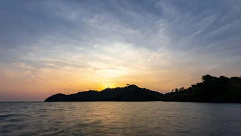 Timelapse of a tree standing at a sandy beach on Koh Chang, Trad, Thailand Stock Footage 263026187