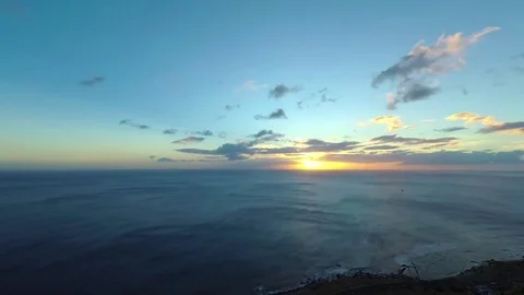 TIMELAPSE: Tropical Ocean Sunset with Sun, Clouds and Blue Sky 스톡 동영상 81431902