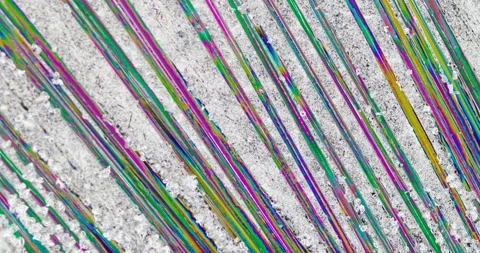 Timelapse of urea crystallization under polarized light Vídeos de archivo 116478747