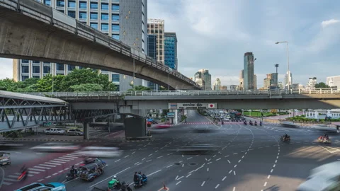 Timelapse view of busy Silom intersection in Bangkok, Thailand Stock Footage 289541305
