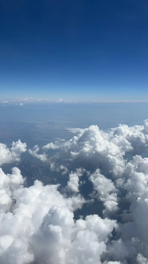Timelapse view of clouds in blue sky Stock Footage 337189295