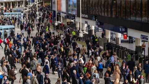 Timelapse view of the interior of Waterloo station in London Stock Footage 90278325