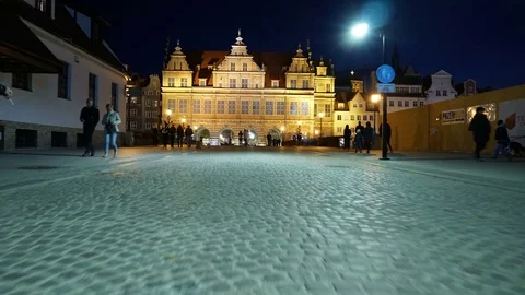 Timelapse view of the long walking street in Gdansk 스톡 동영상 75733863
