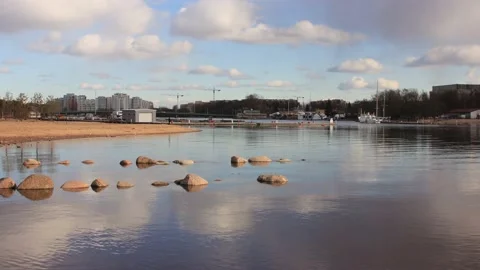 Timelapse view to the river in the city on a clear sunny day Stock Footage 130177902