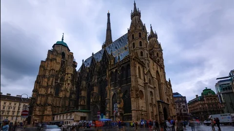 Timelapse view of St Stephen cathedral in Vienna, Austria (Stephansdom, Wien) Stock Footage 113902729