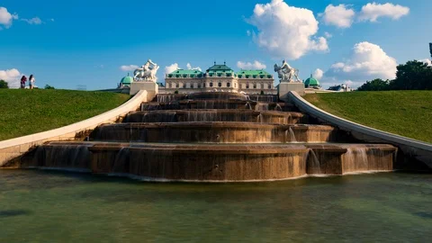 Timelapse view of upper Belvedere Palace in Vienna Stock Footage 113903087