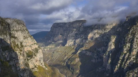 Timelapse at Vikos gorge with low clouds in autumn. Zagori Greece Stock Footage 152706845