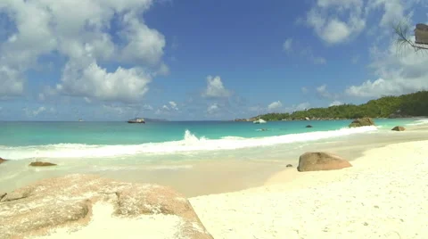 Timelapse of the waves at the beach in the Seychelles Stock Footage 56609347