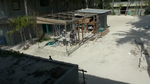 Timelapse of workers dismantling a container Stock Footage 125528023