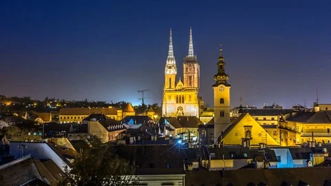 Timelapse of Zagreb Cathedral by night 스톡 동영상 74370830