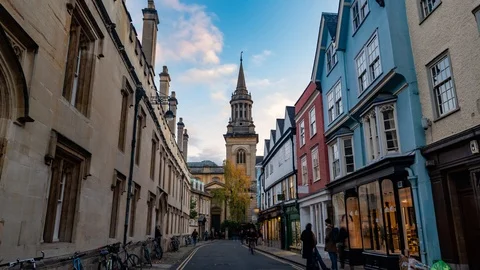 Timelapse zoom in view of colourful Turl street in central Oxford at sunset Stock Footage 100983568