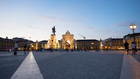 Timelaspe of commerce square (Para do commercio) at night in Lisbon, Portugal Stock Footage 89398165