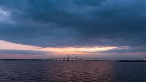 TimeLepse 4k  Sunset scenery in front of Incheon Bridge 스톡 동영상 242312393