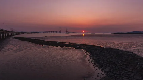 TimeLepse 4k  Sunset scenery in front of Incheon Bridge 스톡 동영상 242312469