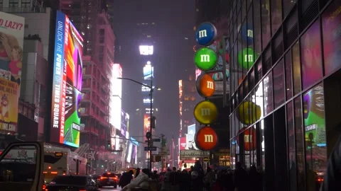 Times Square | MnMs Store Stockbeeldmateriaal 168375370