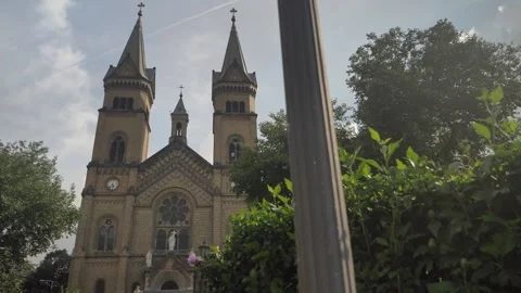 Timisoara - Milenium Chatolic church Stockbeeldmateriaal 146662025