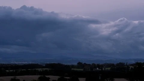 Timlapse of clouds across the valley Stock Footage 116675648