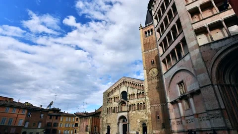 Timlapse video of Parma Cathedral. Parma, Emilia Romagna, Italy Video stock 153382010