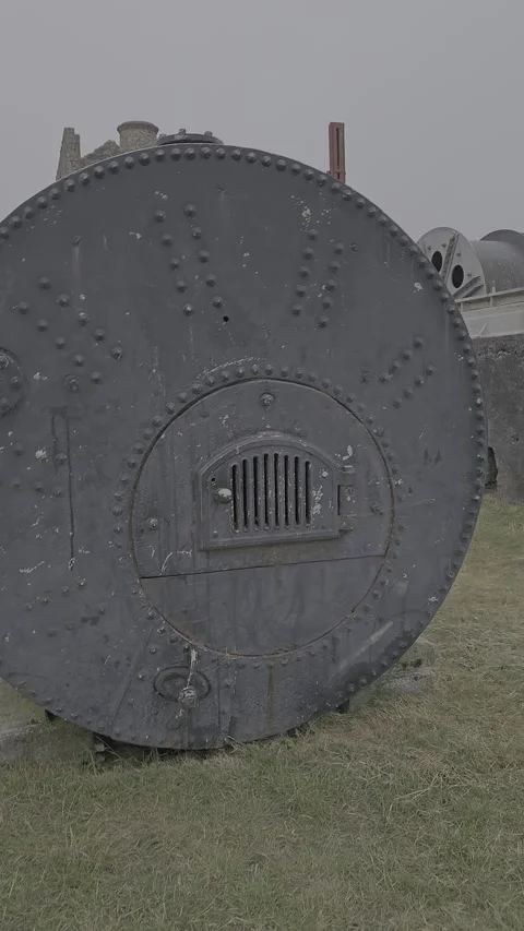 Tin mining boiler for steam engine Video stock 243608966