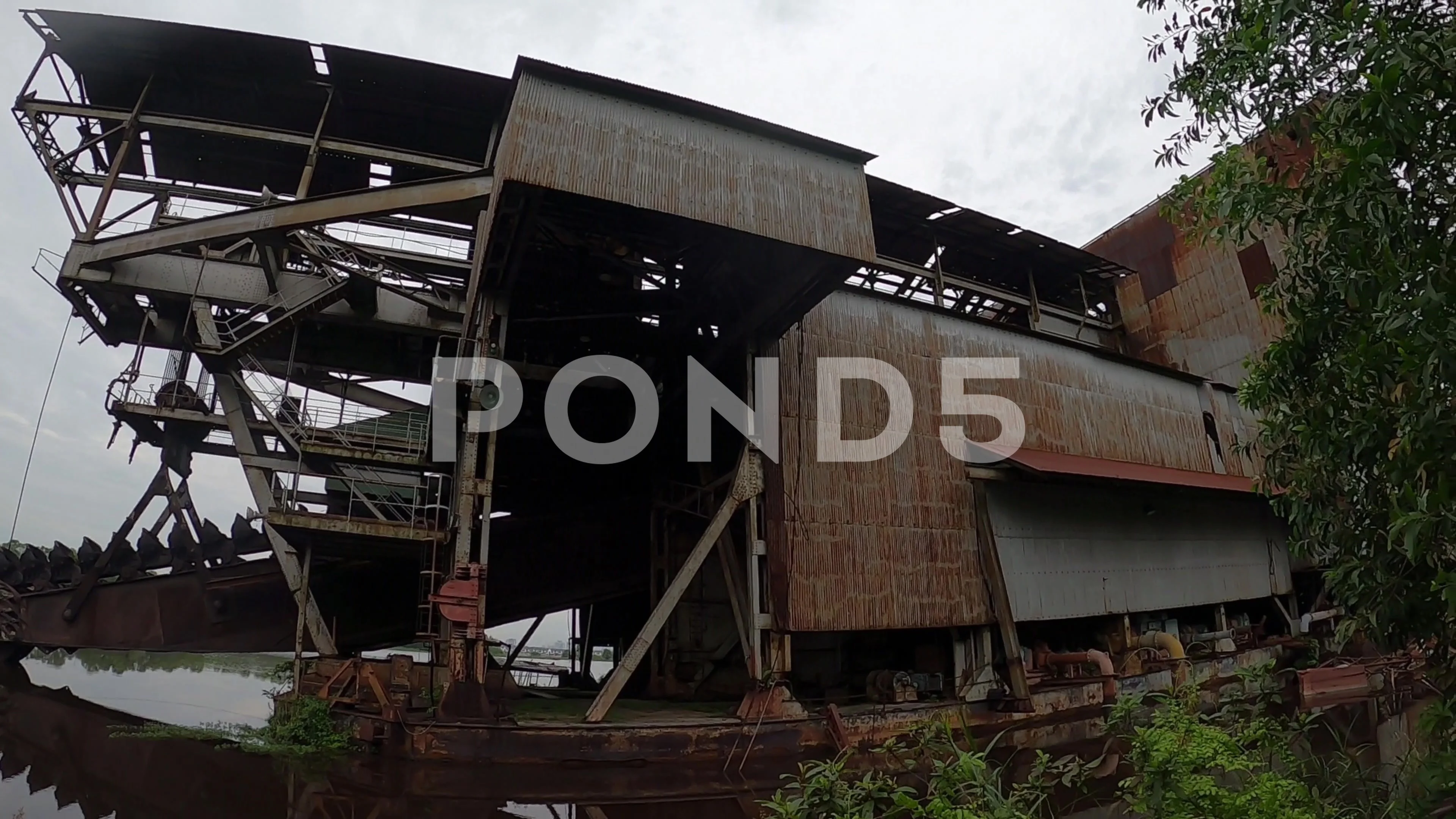 tin mining in malaysia