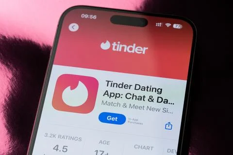 Tinder mobile application ranking Stock Photos