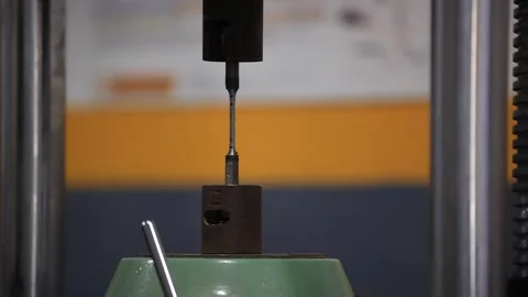 Tinsel testing process for metal prosaism in laboratory Video stock 306219999