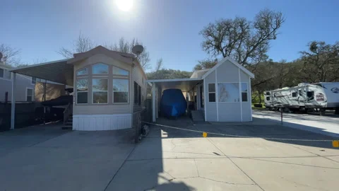 Tiny House Drive-by Central California 스톡 동영상 170730859