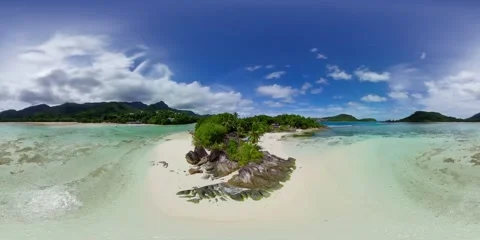 Tiny island with white sand and turquoise waters. Mahe, Seychelles. Stock Footage 310534562