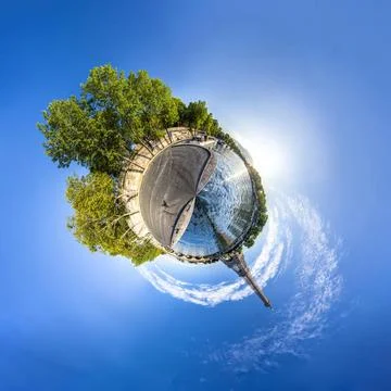 Tiny planet of the Eiffel Tower and riverside of the Seine in Paris Miniat... Foto stock