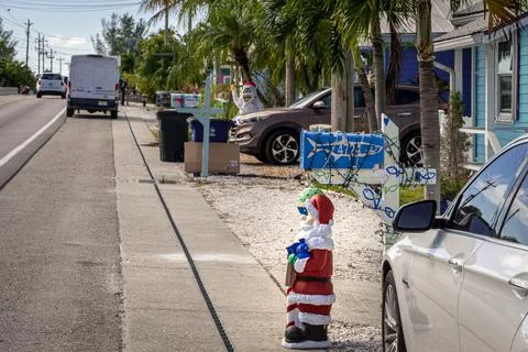 Tiny Santa on the side of the road Stock Photos