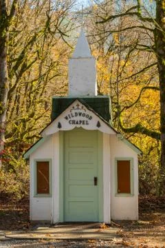 Tiny Upriver Chapel next to the Skagit River and a lush forest near Rockport Stock Photos