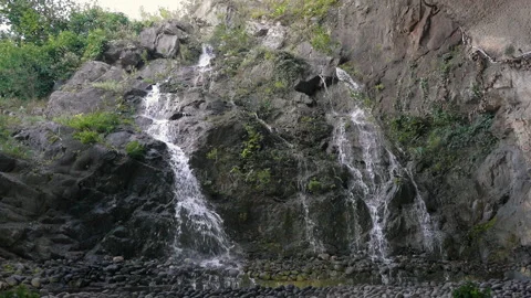 Tiny waterfalls in Montenegro mountains Video stock 186980508